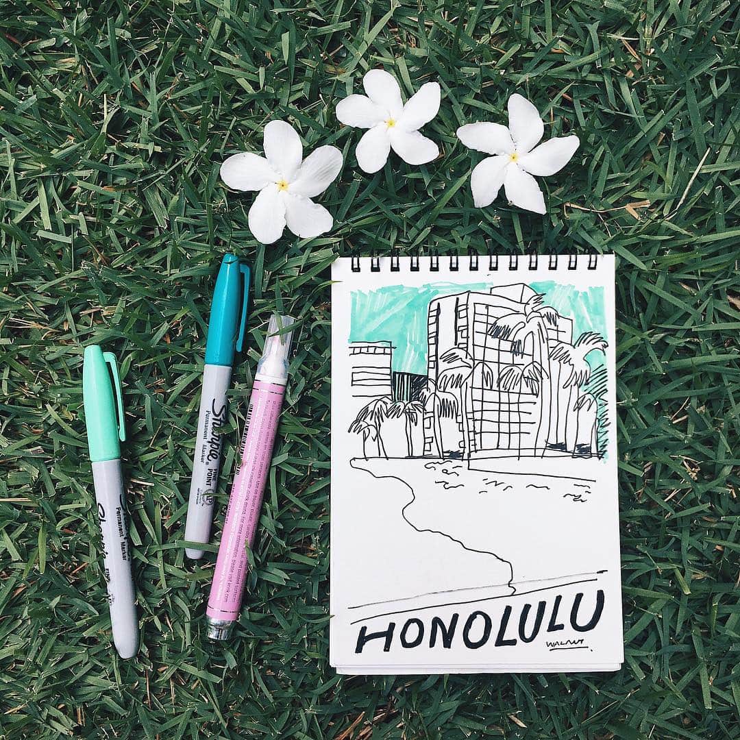 WALNUTさんのインスタグラム写真 - (WALNUTInstagram)「#walnut_trip1llustration  楽しいゴールデンウィークを🕺✨ #honolulu #hawaii #sketching #illustration」4月27日 11時18分 - walnut_illustration