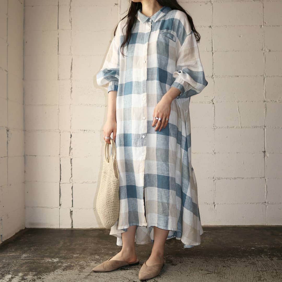 吉祥寺 古着屋 Orfeoのインスタグラム：「Linen Check Dress  #orfeo #kichijoji #tokyo #vintage #used #fashion #coordinate #outfits  掲載商品のお問い合わせはメールにて承っております。コメント、DMでのお問い合わせは受け付けておりませんのでご了承ください。」