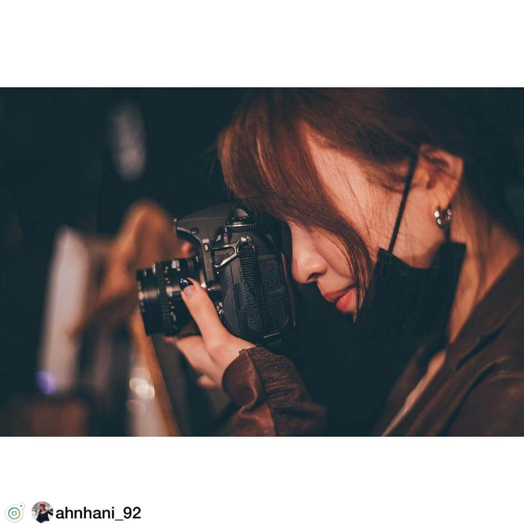 Diem、さんのインスタグラム写真 - (Diem、Instagram)「익숙한듯 익숙치 않은 새로운듯 새롭지 않은  @diem__. #photographer #diem #exid #hani . . Photographer hani ? 머쮠뒈??😏. .」4月27日 12時53分 - diem__