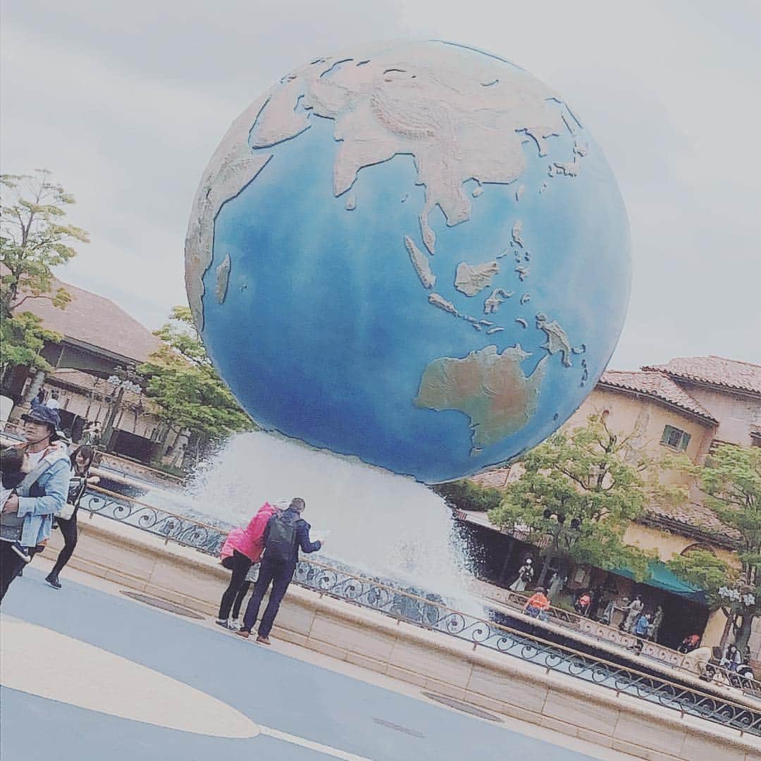 小山星奈さんのインスタグラム写真 - (小山星奈Instagram)「ディズニー！！楽しいです(´・ω・｀)」4月27日 13時17分 - sena_pimms