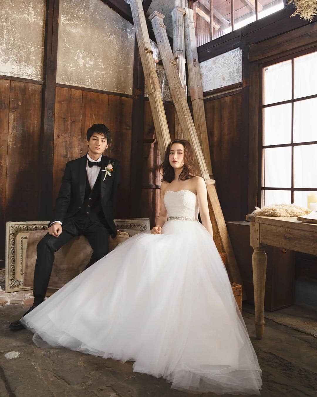 CLAIREのインスタグラム：「Cool style. ・ @clairebridalstudio」