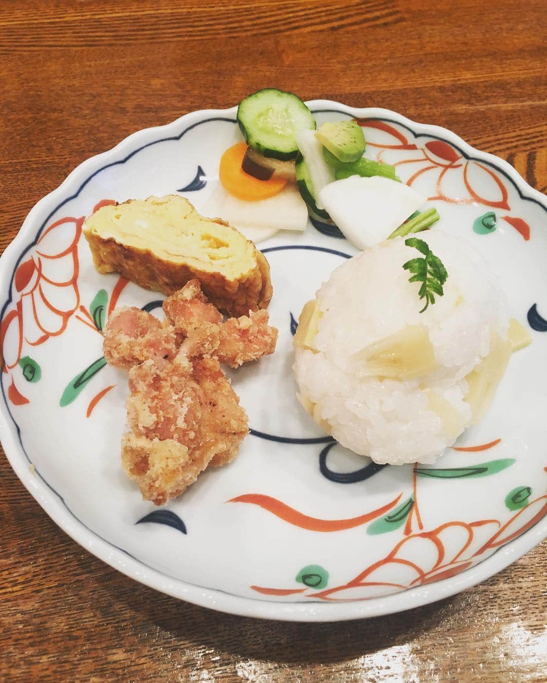 猫沢エミのグルメインスタ