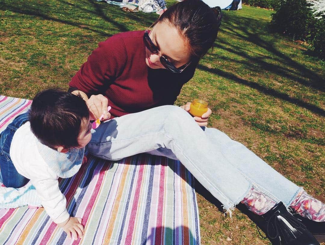 尾形沙耶香さんのインスタグラム写真 - (尾形沙耶香Instagram)「#babypicnic 🌷  #ピクニック ！」4月27日 14時18分 - sayakaogata