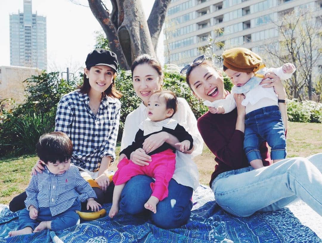 尾形沙耶香さんのインスタグラム写真 - (尾形沙耶香Instagram)「#babypicnic 🌷  #ピクニック ！」4月27日 14時18分 - sayakaogata