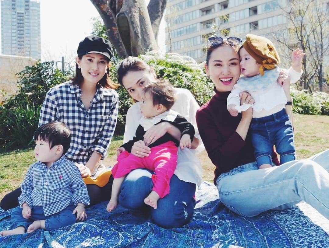 尾形沙耶香さんのインスタグラム写真 - (尾形沙耶香Instagram)「#babypicnic 🌷  #ピクニック ！」4月27日 14時18分 - sayakaogata