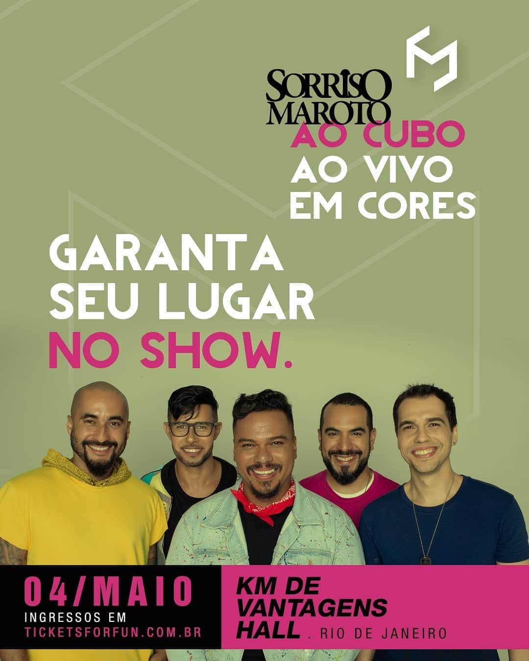 Sorriso Marotoのインスタグラム：「Falta 1 semana, Riooo! 😀 Próximo sábado tem o show de lançamento da nova turnê #AoCuboAoVivoEmCores no Km de Vantagens Hall! Estamos preparando um super show pra vocês, com as músicas novas e aquelas antigas que vocês amam quando a gente toca 😍 É pra sair rouco de tanto cantar, hein! 😉 😂  Os ingressos estão quase acabando.. Então, já sabem, né? Coooooorre pra não ficar de fora! 👉🏽🎫 http://bit.ly/sm3kmrj」