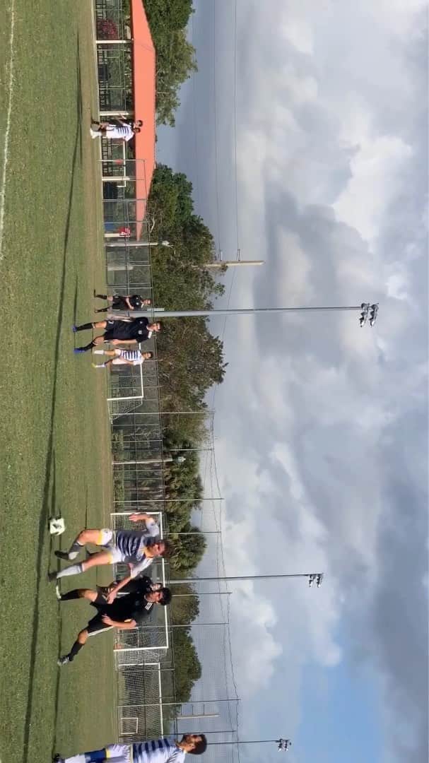 Mia Diazのインスタグラム：「My bro @tylerddiaz50 doing his thing ⚽️ Kendall Soccer Coalition SC」
