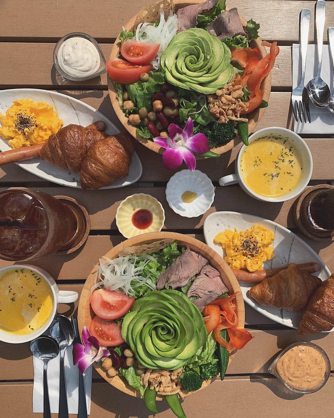 草野春香のグルメインスタ