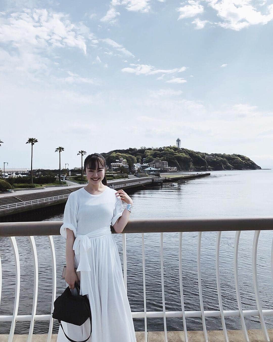 舞雛かのんさんのインスタグラム写真 - (舞雛かのんInstagram)「. 江ノ島photo❤︎. . あんりが撮ってくれたの📸❤︎. ありがとー💕. . 沢山写真撮ったので、お付き合い下さい☺︎. . #江ノ島 #enoshima  #沢山写真撮ってもらった #ありがと❤︎」4月27日 16時41分 - mizho_601