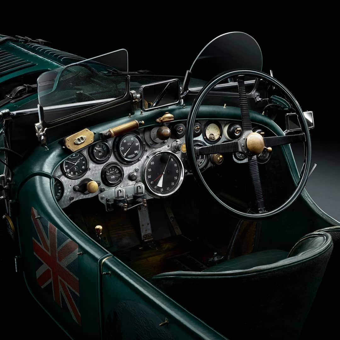 のインスタグラム：「The beautiful cabin of the restored #Bentley No. 9 Blower, the inspiration behind the new #ContinentalGT Number 9 Edition by #Mulliner. Link in bio. #Bentley100Years」
