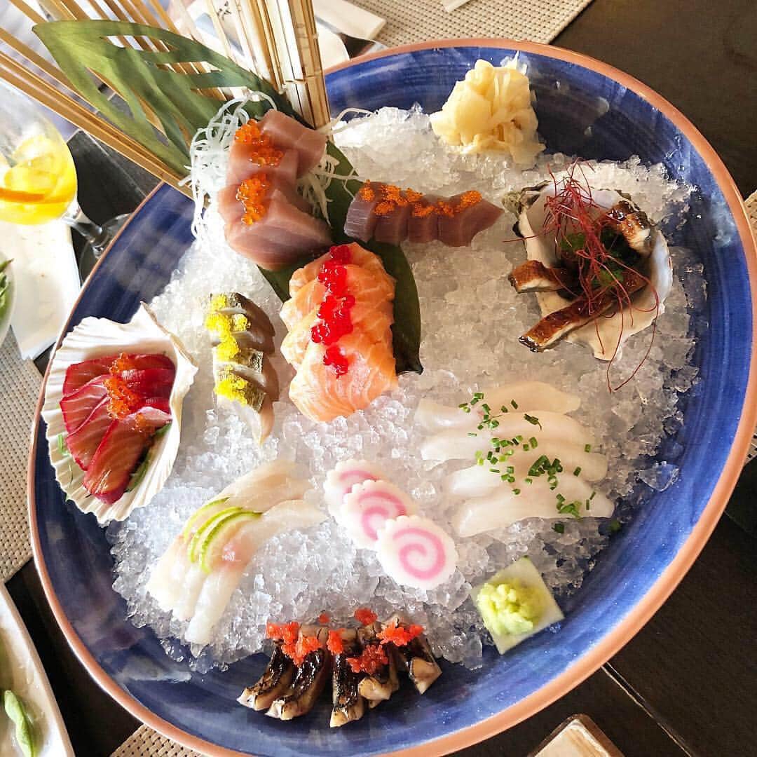 権田裕美さんのインスタグラム写真 - (権田裕美Instagram)「🍣🏝🍣🏝🍣🏝 ・ ・ 日本で修行されたポルトガルの方が開いてる お寿司屋さんへ✨ ・ ・ お刺身、握り、一品料理まで 全てが美味しかったぁ✨ ・ ・」4月27日 17時27分 - yumigonda
