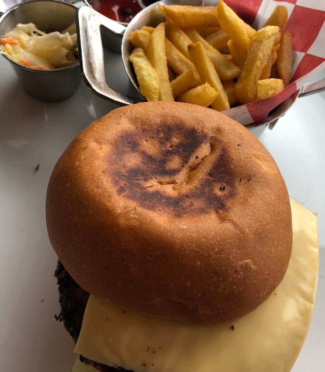 甘糟記子さんのインスタグラム写真 - (甘糟記子Instagram)「船に乗ってお部屋に入れるまでランチ！  うーん、最高〜☆*:.｡. o(≧▽≦)o .｡.:*☆ #ノルウェージャンジュエル#船旅甘糟#旅行甘糟#ゴールデンウィーク#ランチ#楽しすぎる」4月27日 17時32分 - norihey924