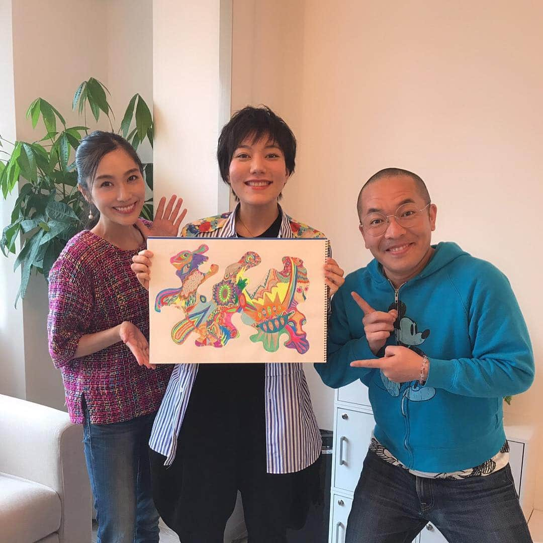 鈴木杏さんのインスタグラム写真 - (鈴木杏Instagram)「🌈誕生日🌈「これやん」で作品を紹介してもらえることに❤️最高の誕生日！会いたい人みんなに会えてる誕生日！ #これやん」4月27日 17時35分 - anne.suzuki.official