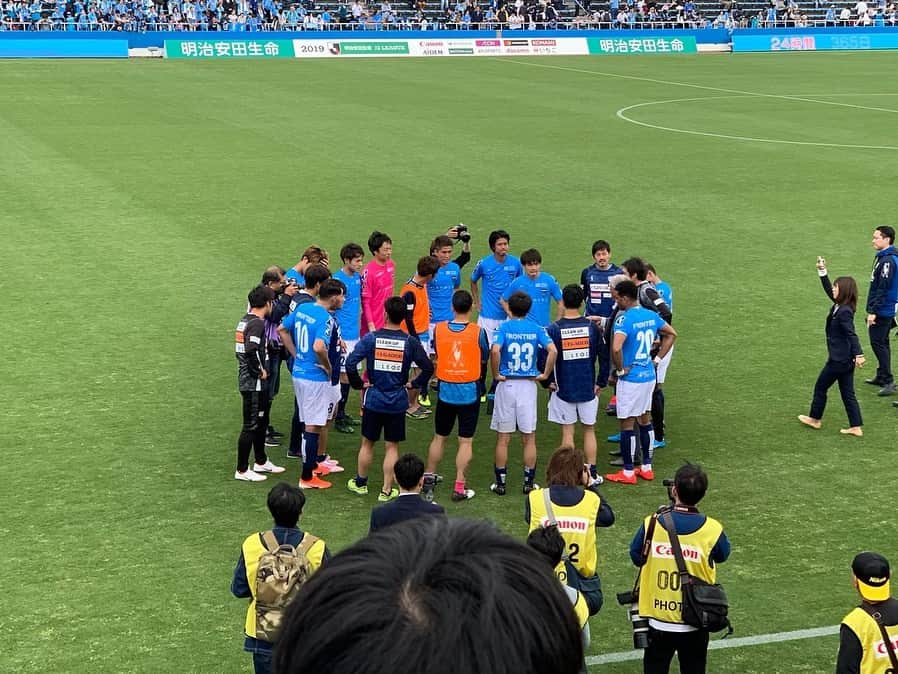 福田樹さんのインスタグラム写真 - (福田樹Instagram)「4/21 横浜FC×ジェフ千葉 ・ 暖かくなってきてからのサッカー観戦は楽しいの一言⚽️勝つとなお気分最高🙌✨ ・ 一緒に観に行って横浜FC応援してくれる友達募集中ですꉂꉂ📣🥺 ・ #yokohamafc #横浜FC #hamablue #三ツ沢を青にそめよう #ニッパツ三ツ沢球技場 #サッカー #jリーグ #soccer #football #サッカー観戦 #ハマる横浜fc #福田樹 @yokohamafc_official」4月27日 17時48分 - itsukifukuda