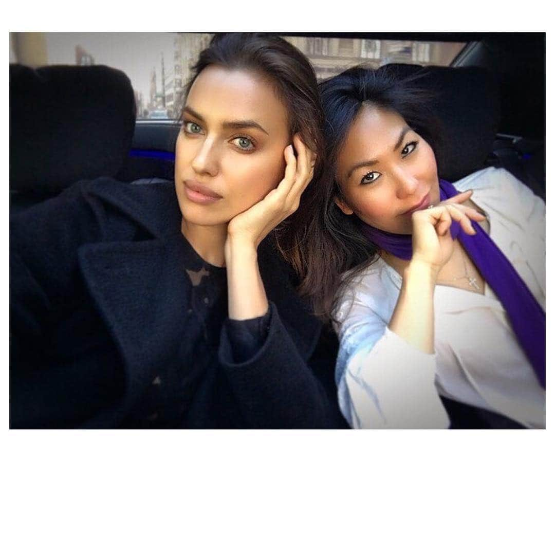 NINA PARKさんのインスタグラム写真 - (NINA PARKInstagram)「Last but not least w this Bombshell @IrinaShayk.. THXx for that day ~ Miss Yaaa 😘💥 _____________________________________________ #IrinaShayk #shooting #beauty #model #mua #makeup #celeb #hair #hairstyle #fashion #instatravel #연예인 #촬영 #메이크업 #헤어스타일 #패션 #뷰티 #패션 #有名人 #撃て #有名人 #作り話を #髪型」4月27日 18時14分 - ninaparkbeaute