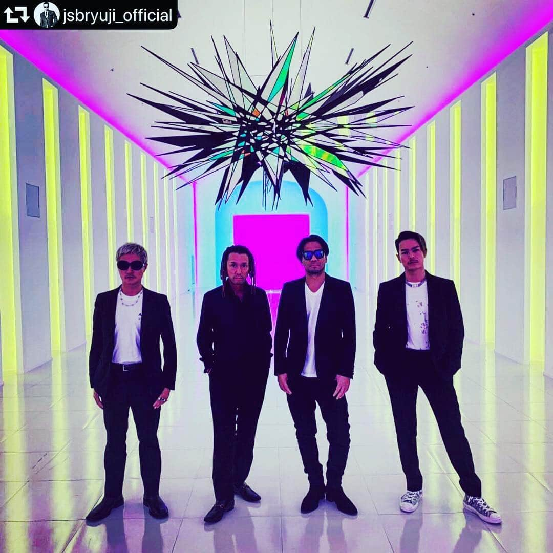 BOBBYのインスタグラム：「PARADISE CITY Grand opening reception party  #repost @jsbryuji_official ・・・ #hirosan @jsb_bobby_official @verbal_ambush @jsbryuji_official #paradisecity #korea #jsb #jsbunderground」