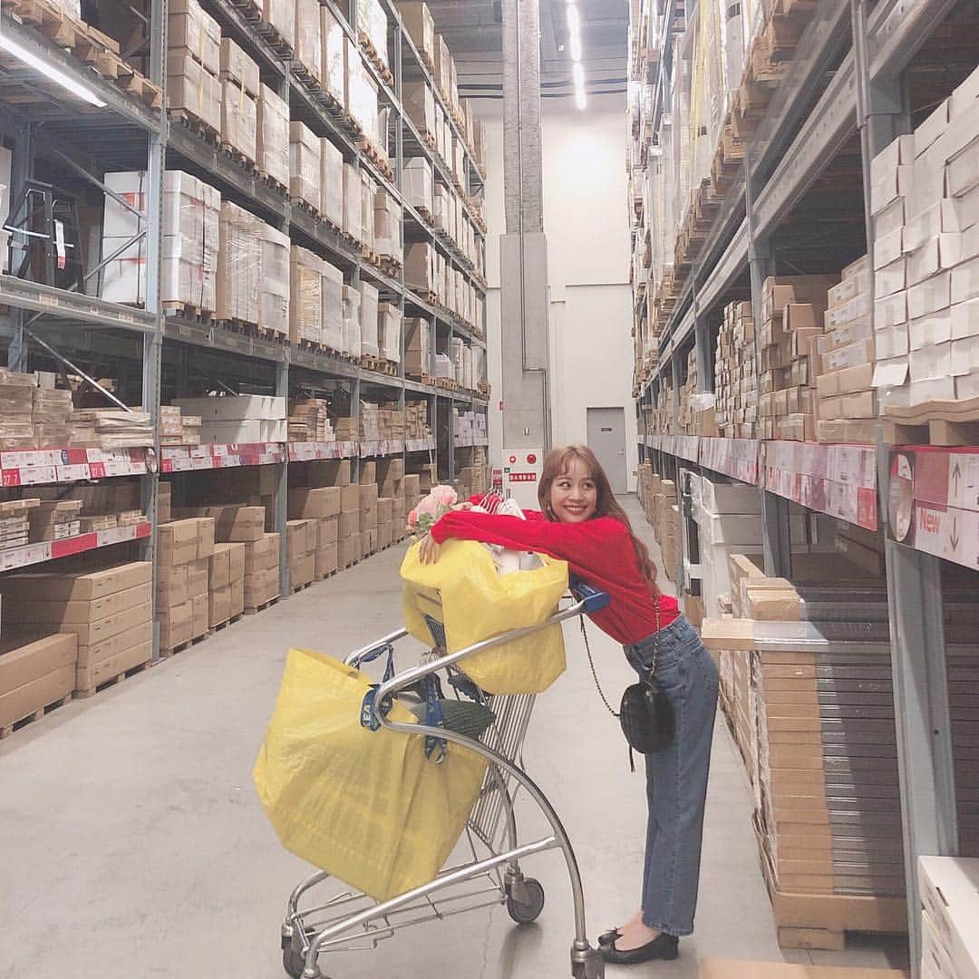 安中亜美さんのインスタグラム写真 - (安中亜美Instagram)「ㅤㅤㅤㅤㅤㅤㅤㅤㅤㅤㅤㅤㅤ おばあちゃんがYouTubeを見てIKEAに行ってみたい！ って言うから一緒に行ってきた👵❤️ 結局自分が一番買い物して帰宅😂 おばあちゃんも楽しめたかな？私は楽しかった💓 ㅤㅤㅤㅤㅤㅤㅤㅤㅤㅤㅤㅤㅤ #IKEA #おばあちゃん #イケアデビュー」4月27日 18時45分 - amitwinsworld