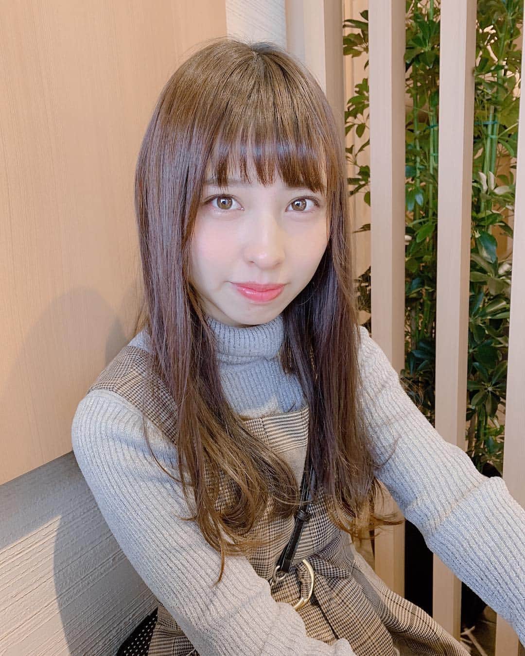 沖口優奈さんのインスタグラム写真 - (沖口優奈Instagram)「このくらいの前髪もいいなぁ。。」4月27日 19時11分 - yuna_okiguchi_