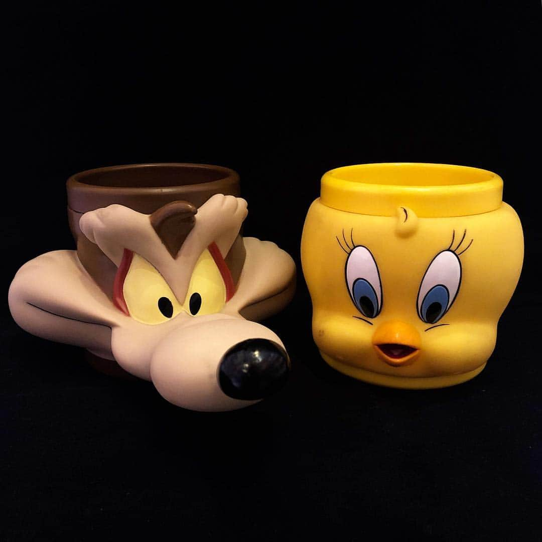 おもちゃやSPIRALさんのインスタグラム写真 - (おもちゃやSPIRALInstagram)「90's LOONEY TUNES Face Cup入荷しました！ Coyote 4000円 Tweety 3800円 です！」4月27日 19時58分 - spiral_toy