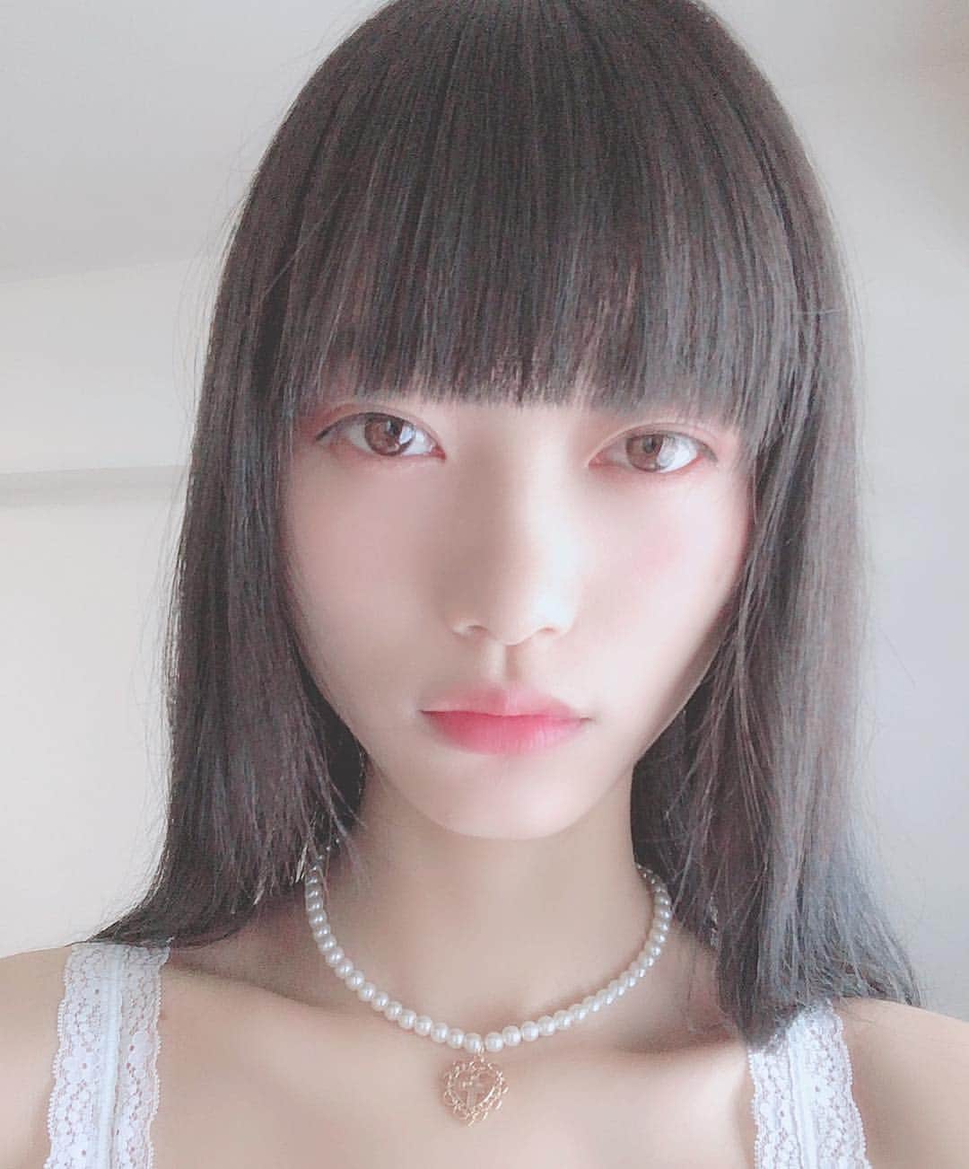 阿知波妃皇のインスタグラム：「少し前に前髪カットと少し毛先も切りました spicaの松岡さんです(@spica_matsuoka_official)」