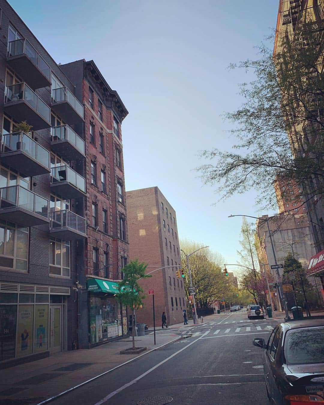 テイラー・モンセンさんのインスタグラム写真 - (テイラー・モンセンInstagram)「Quiet morning walks in Manhattan #NYC」4月27日 20時05分 - taylormomsen