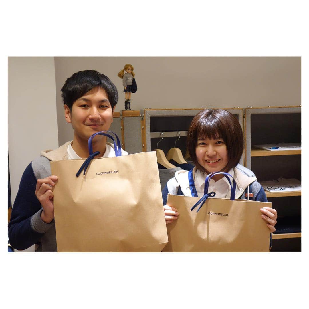 ループウィラーさんのインスタグラム写真 - (ループウィラーInstagram)「*** #LWSnap . 札幌からありがとうございます🙇🏻 お揃いのマルチパーカー、最高です🙆🏻‍♂️✨👏🏻 . 大阪&京都、満喫して下さい🙋🏻‍♂️🙆✨ . #ループウィラー #吊り編み #スウェット #定番 #日本製 #ループウィラー大阪 #lw大阪 #和歌山 #大阪 #南船場 #時尚 #옷스타그램 #오사카  #loopwheeler #tsuriami #sweat #sweatshirts #madeinjapan #lwosaka #japan #wakayama #osaka #minamisenba #wear #fasion」4月27日 20時08分 - loopwheelerosaka