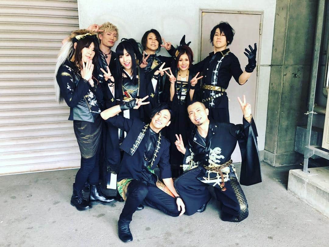 鈴華ゆう子さんのインスタグラム写真 - (鈴華ゆう子Instagram)「POP HILL in 金沢！最高の盛り上がりありがとう。どうしてもまた行きたいよ。楽し過ぎた。最高でした。 #和楽器バンド #wagakkiband #yukosuzuhana #鈴華ゆう子 #pophill #kanazawa #金沢 #ishikawa」4月27日 20時51分 - yuko.suzuhana