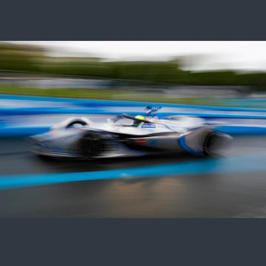 フェリペ・マッサさんのインスタグラム写真 - (フェリペ・マッサInstagram)「Vamos votar no fanboost galera !!! Lets vote on the fanboost guys !!! https://fanboost.fiaformulae.com/」4月27日 20時55分 - massafelipe