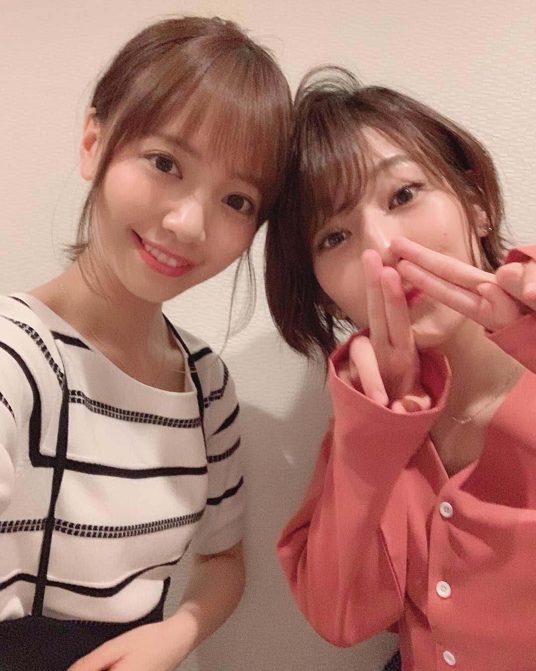 佐藤美希さんのインスタグラム写真 - (佐藤美希Instagram)「いつの日かのやまねさん。 @yamane_chika  #最近よく会います #山根千佳 #ホリプロ #5年前の #寮生活 #隣の部屋でした #ずっと一緒にいたね #おすましショット #からの #😆」4月27日 21時23分 - satomiki0626