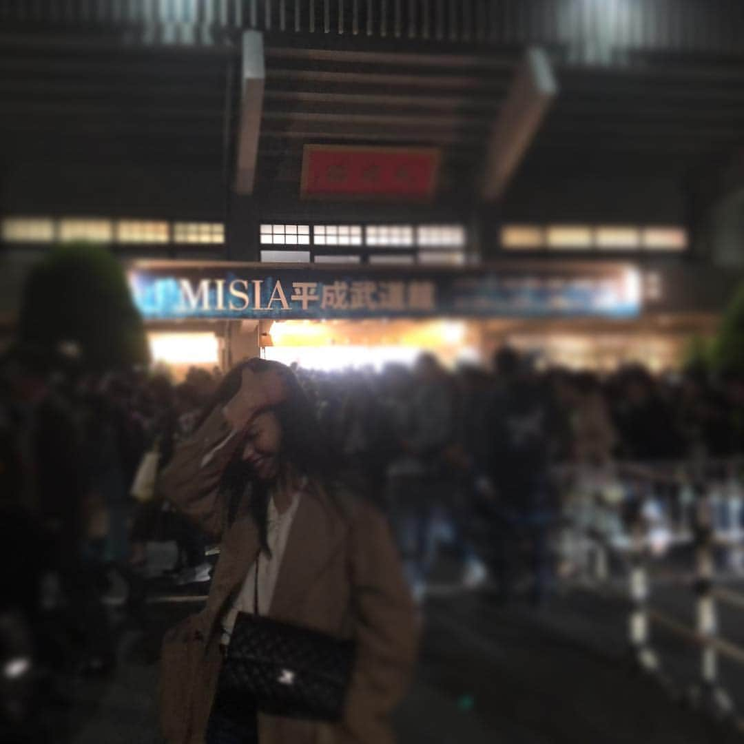 水沢エレナさんのインスタグラム写真 - (水沢エレナInstagram)「_ MISIA 平成武道館🌟  #misia #live #武道館 #平成」4月27日 21時32分 - erena_mizusawa_official