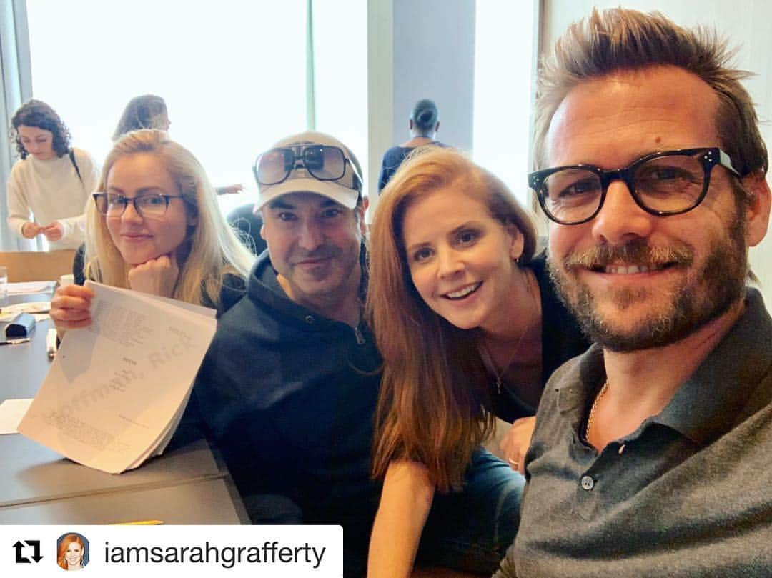 リック・ホフマンさんのインスタグラム写真 - (リック・ホフマンInstagram)「Reposting Sarah..Last first table read Suits Season 9!!#suitsusa」4月27日 21時59分 - rickehoffman