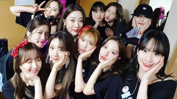 ソンソのインスタグラム：「우주소녀팬미팅 ❤️」