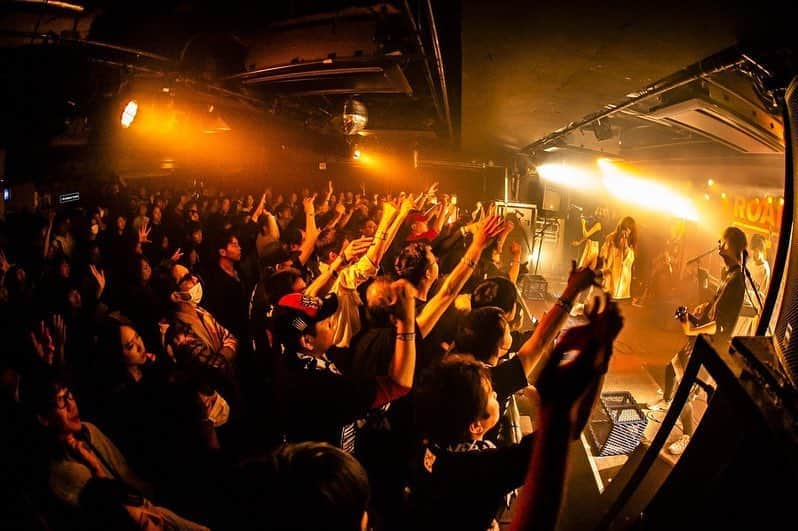 AliAさんのインスタグラム写真 - (AliAInstagram)「Thank you Shibuya!! “Road to EX” 2019.4.27 at Shibuya O-nest  photo by @cazrowaoki  #AliA#AliAliVe」4月27日 23時10分 - alia___official