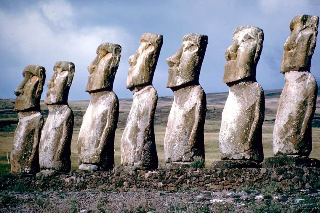 lifeさんのインスタグラム写真 - (lifeInstagram)「From the February 4, 1966 feature: "ISLE OF STONE HEADS: As civilization moves in, Easter Island becomes a unique laboratory." According to LIFE, "Jutting out of the vast South Pacific a thousand miles from anywhere, ringed by raging surf and far from shipping lanes, Easter Island is one of the loneliest places on earth. Since the ancient Polynesians landed there more than a millennium ago, it has been visited mostly by adventurers and by archaeologists who have been fascinated by the stone statues—huge heads hewn out of rock centuries ago to honor ancestral islanders. The seven above, 14 feet tall, have been propped back up on their foundations." (Carl Mydans—The LIFE Picture Collection/Getty Images) #EasterIsland」4月27日 23時12分 - life