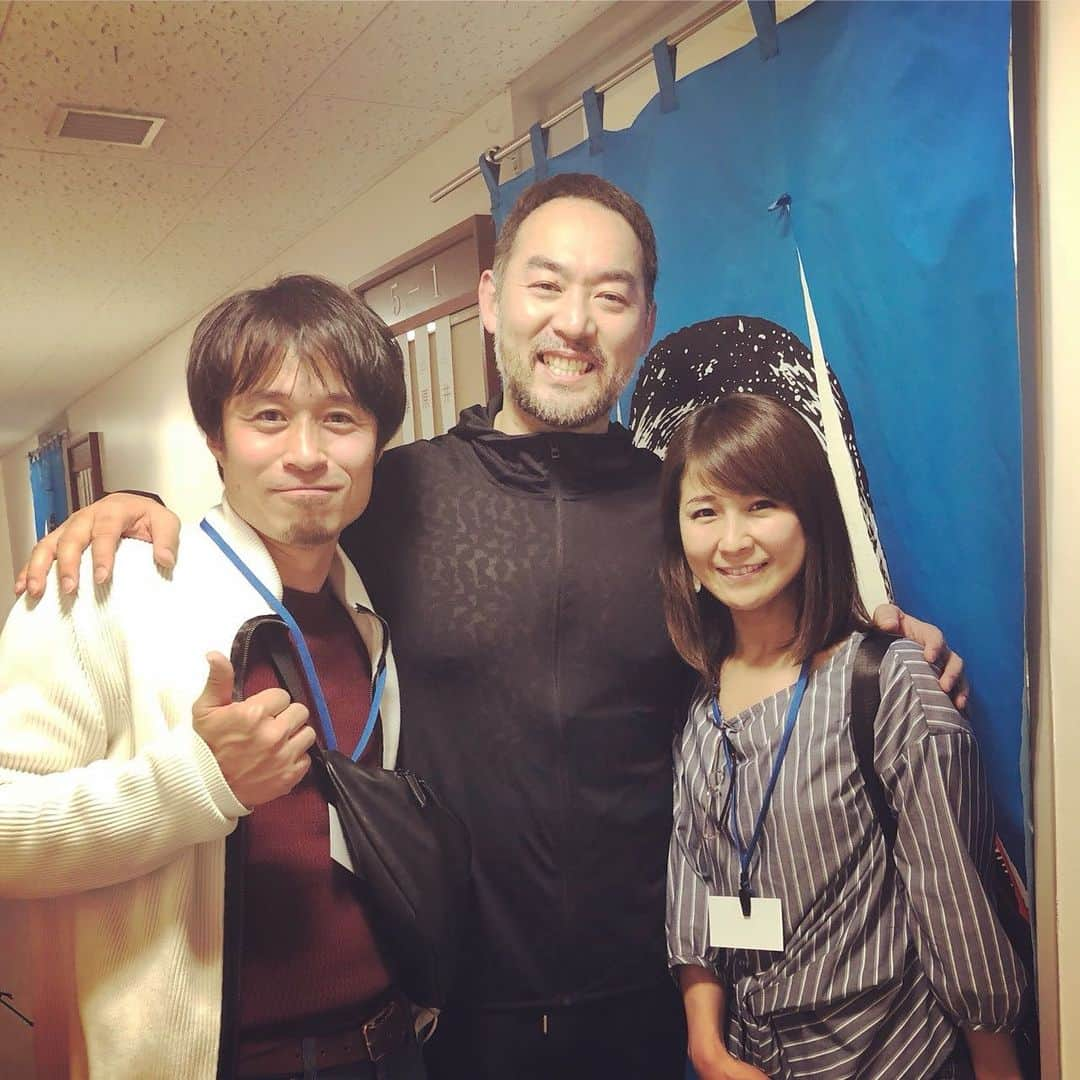 福井晶一さんのインスタグラム写真 - (福井晶一Instagram)「アップするの忘れてたけど、ギター&パーカッションでいつもお世話になってるマイケル(北森正樹)と女優からMCまで何でもこなす浦壁多恵ちゃんも観劇に来てくれました！ いつもありがとう😊  #レミゼラブル #帝国劇場 #北森正樹 #浦壁多恵 #dandelion」4月28日 9時37分 - shoichi.fukui