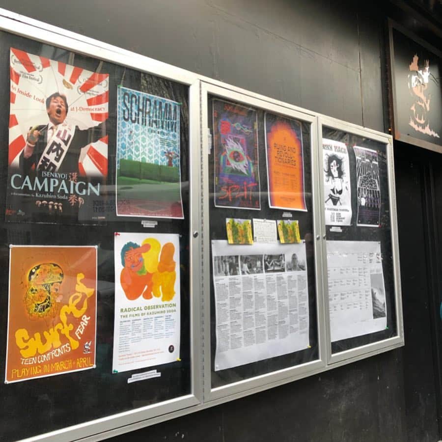 岡田育さんのインスタグラム写真 - (岡田育Instagram)「Super excited to run through these several weeks to watch Kazuhiro Soda’s featured films festival at Spectacle Theatre!! @sodakazuhiro . . 春の #想田和弘 映画祭＠NY、『THE BIG HOUSE』『Peace（平和）』『Theatre 1&2 （演劇1＆2）』と堪能しました。本日は『演劇』連続上映、よかったなぁ。ボランティアで運営されているという、こまばアゴラを思い出すようなハコで。 #movietheater #kazuhirosoda #filmfestivals #documentaryfilms」4月28日 9時40分 - okadaic