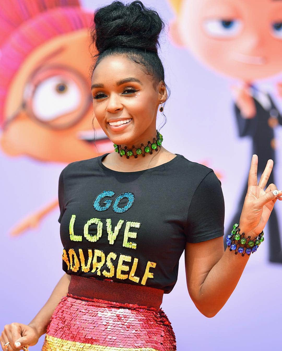 Just Jaredさんのインスタグラム写真 - (Just JaredInstagram)「@janellemonae rocks a sparkling, rainbow outfit for the @uglydolls premiere! #JanelleMonae Photos: Getty」4月28日 9時59分 - justjared