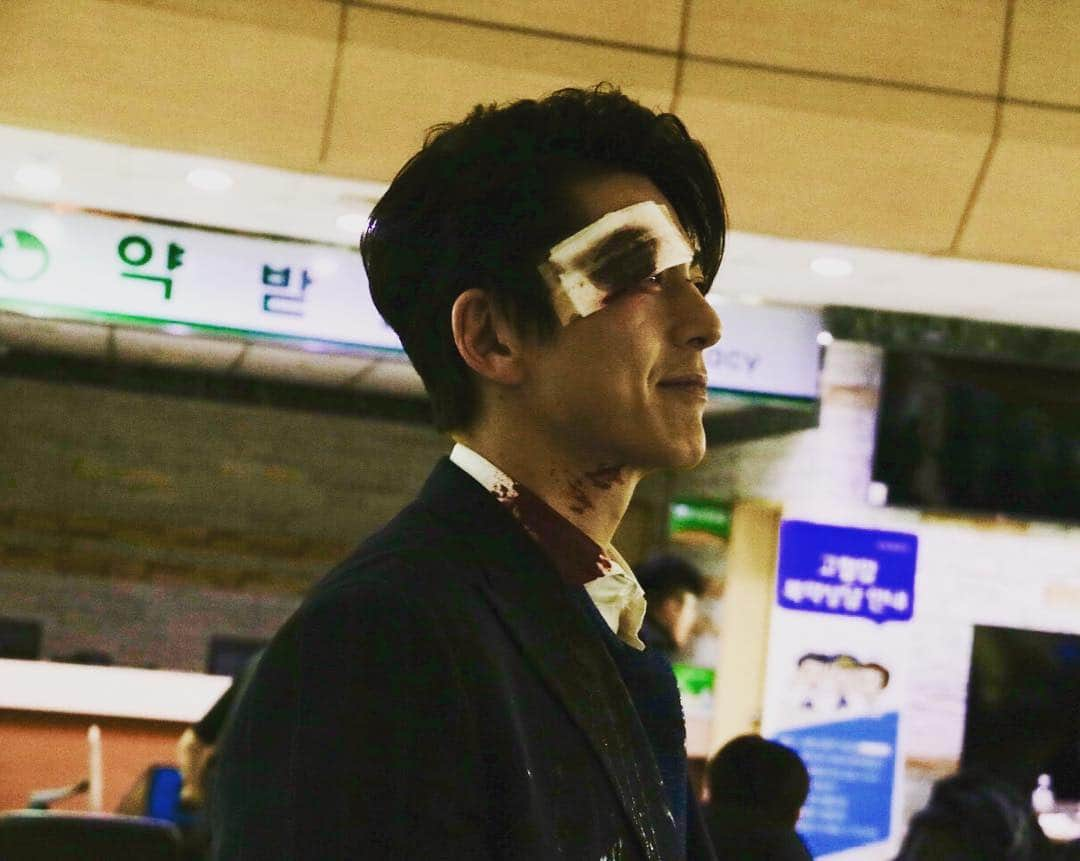 リュ・スヨンさんのインスタグラム写真 - (リュ・スヨンInstagram)「#슬플때사랑한다 #loveinsadness  #긴터널의끝 #감사합니다」4月28日 10時16分 - suyoung_ryu