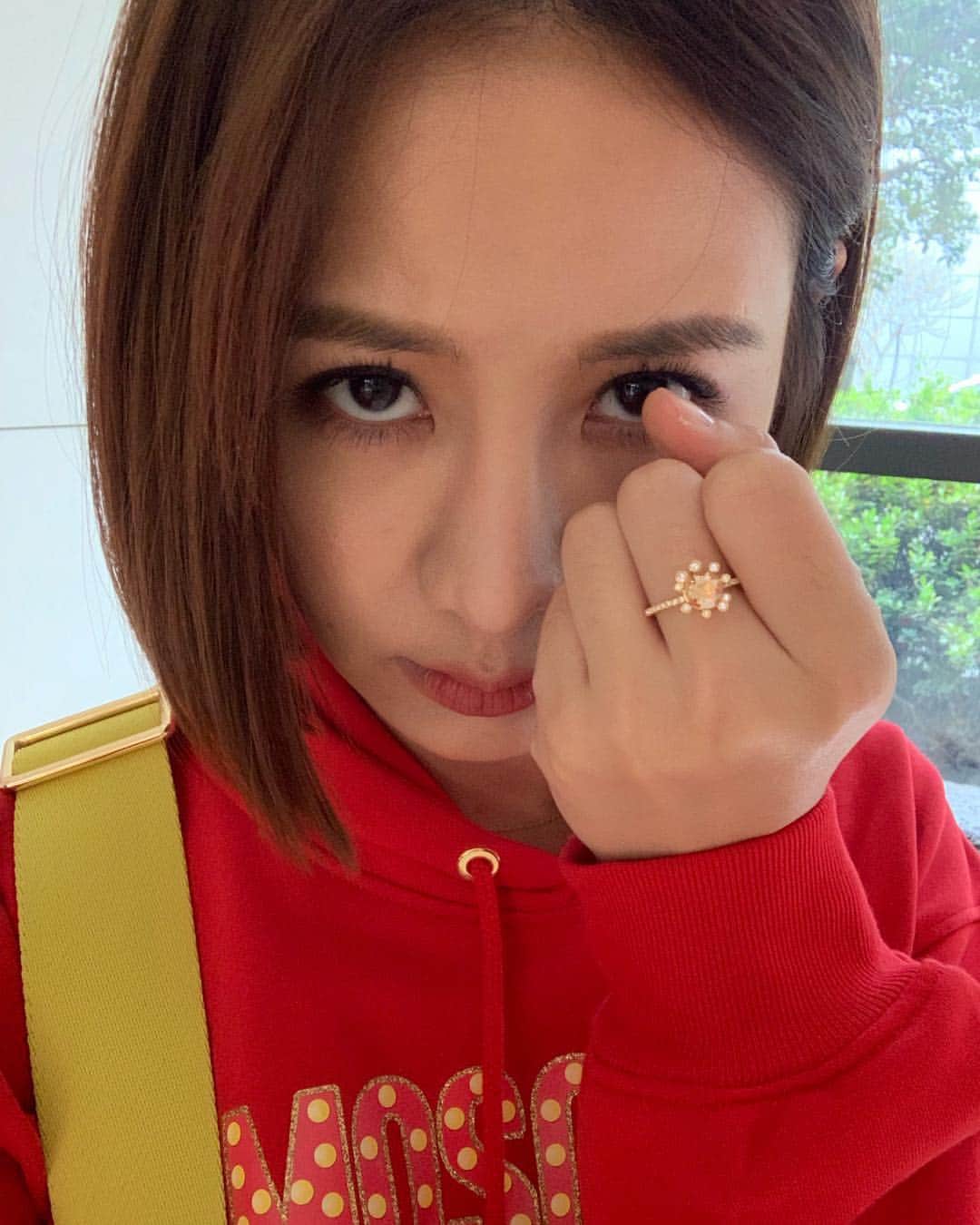 アンバー・アンさんのインスタグラム写真 - (アンバー・アンInstagram)「我的小太陽🌞 #陽子浩 #swarovski」4月28日 1時26分 - xinya_an
