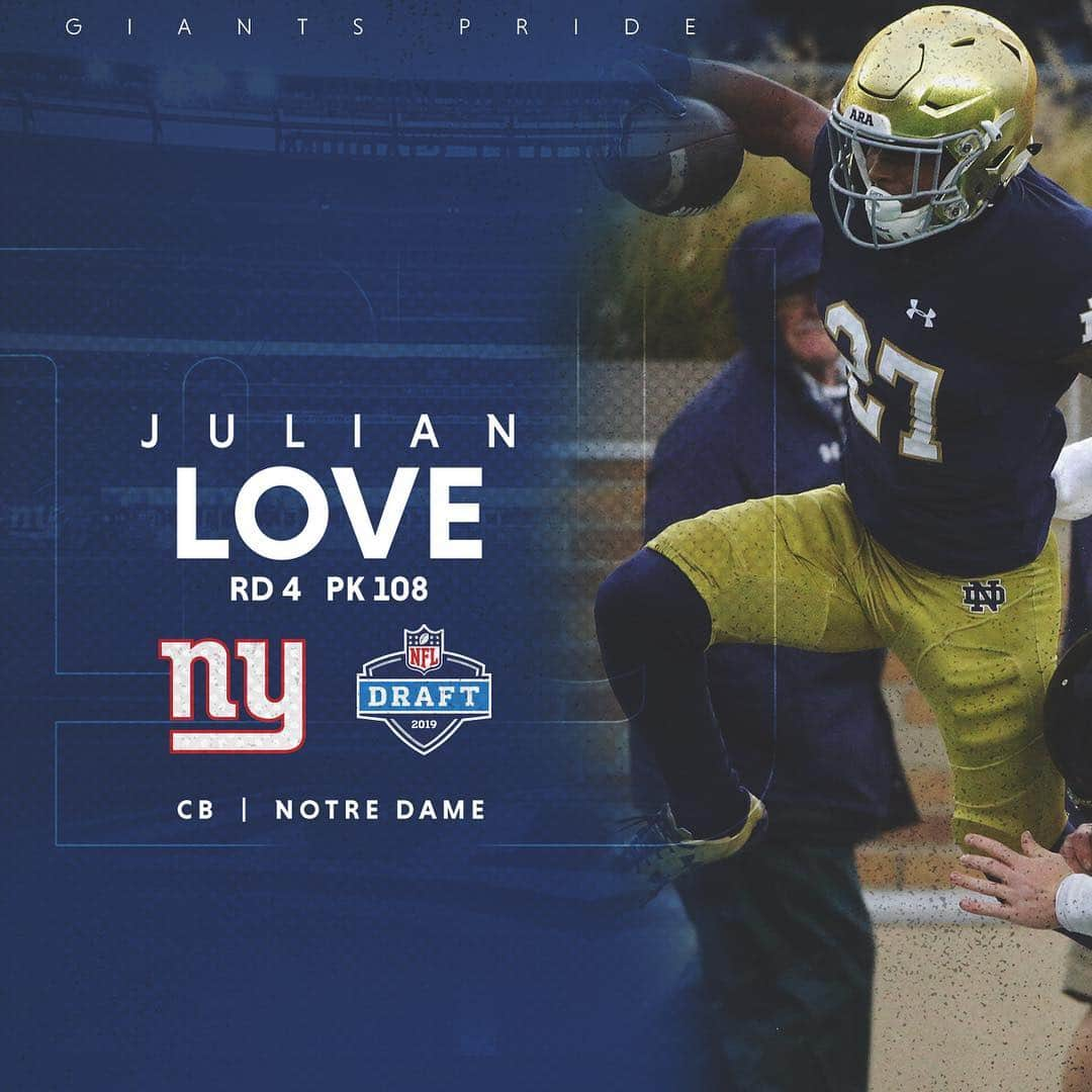 New York Giantsさんのインスタグラム写真 - (New York GiantsInstagram)「It’s all Love. ❤️ #GiantsDraft」4月28日 1時29分 - nygiants