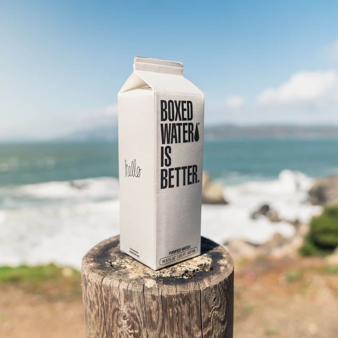のインスタグラム：「The perfect combination inside and out ❤️ Where are you adventuring this weekend? | 📷: @jamezillasaurus | #BoxedWater #BoxedWaterisBetter #Water #Sustainability #Cali #SanFrancisco #TravelGram #SustainabilityMatters」