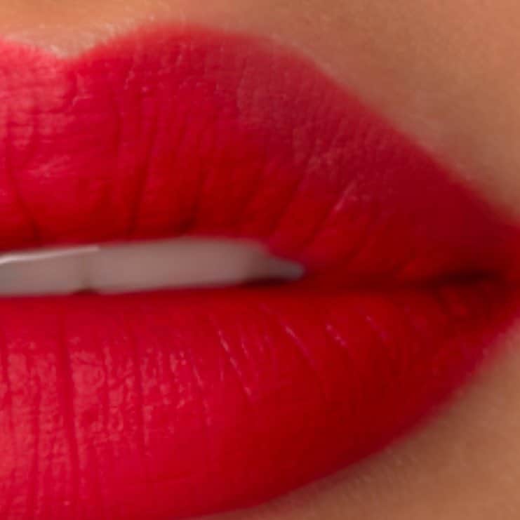 Smashboxのインスタグラム：「Always On Liquid Lipstick is here for a good time *and* a long time (it lasts 8 hours). ⁣ ⠀⠀⠀⠀⠀⠀⠀⠀⠀⁣ Shade Pictured: Bawse」