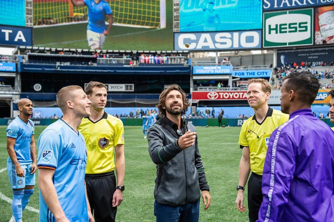 ニューヨーク・シティFCさんのインスタグラム写真 - (ニューヨーク・シティFCInstagram)「@andreapirlo21 gets the party started in the Bronx #NYCFC」4月28日 2時33分 - nycfc