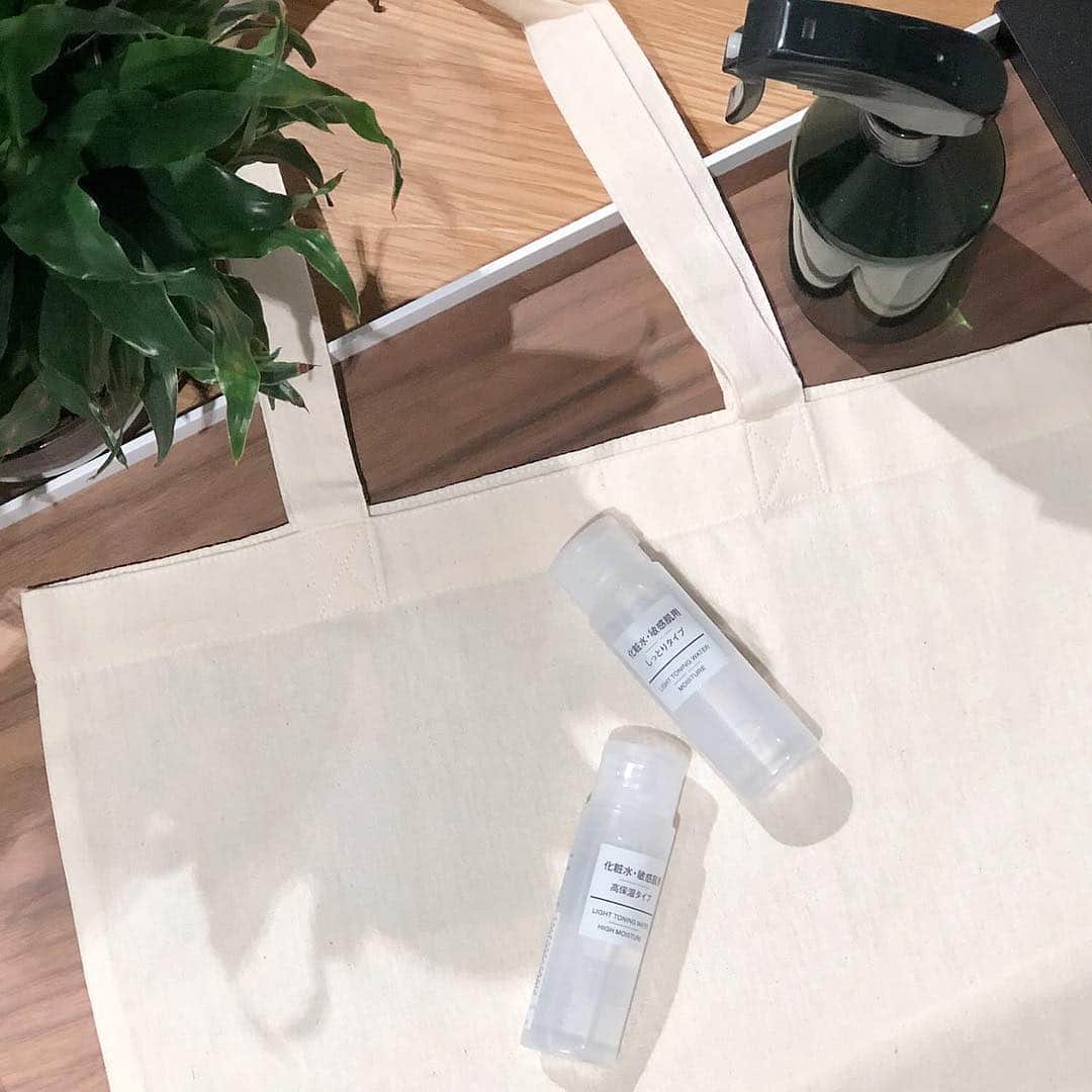 MUJI USAさんのインスタグラム写真 - (MUJI USAInstagram)「Ending soon - receive a free reusable Organic Cotton My Bag with all online purchases over $30+. For orders over $60, get an additional travel sized skincare item. ————— *Offer ends 4/28 only available on MUJI online store. #muji #mujiusa #earthweek」4月28日 2時41分 - mujiusa