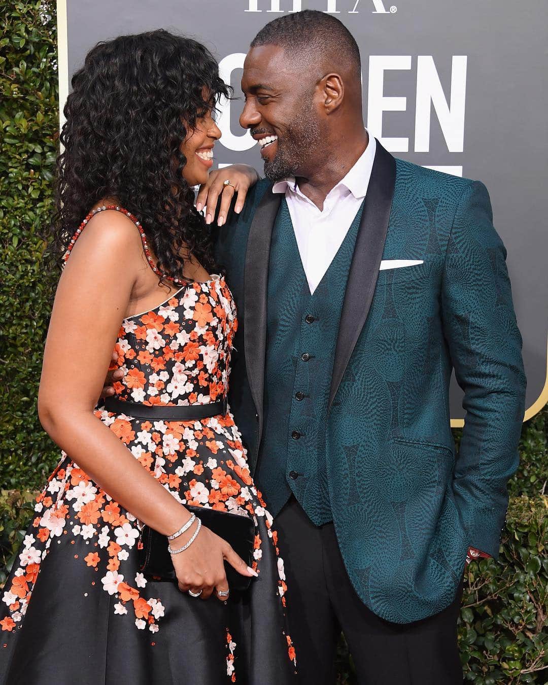 E! Onlineさんのインスタグラム写真 - (E! OnlineInstagram)「Turn up (Charlie), Idris Elba is a married man! 💍Link in bio to go inside their big wedding celebration that's expected to span over three days. (📷: Getty Images)」4月28日 2時41分 - enews