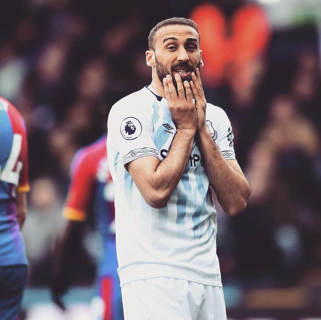 エヴァートンFCさんのインスタグラム写真 - (エヴァートンFCInstagram)「That performance deserved more. Hard luck, lads! 👏🏼 • • • #everton #efc #epl #pl #premierleague #cpfc #tosun #tosunpasa #richarlison」4月28日 2時50分 - everton