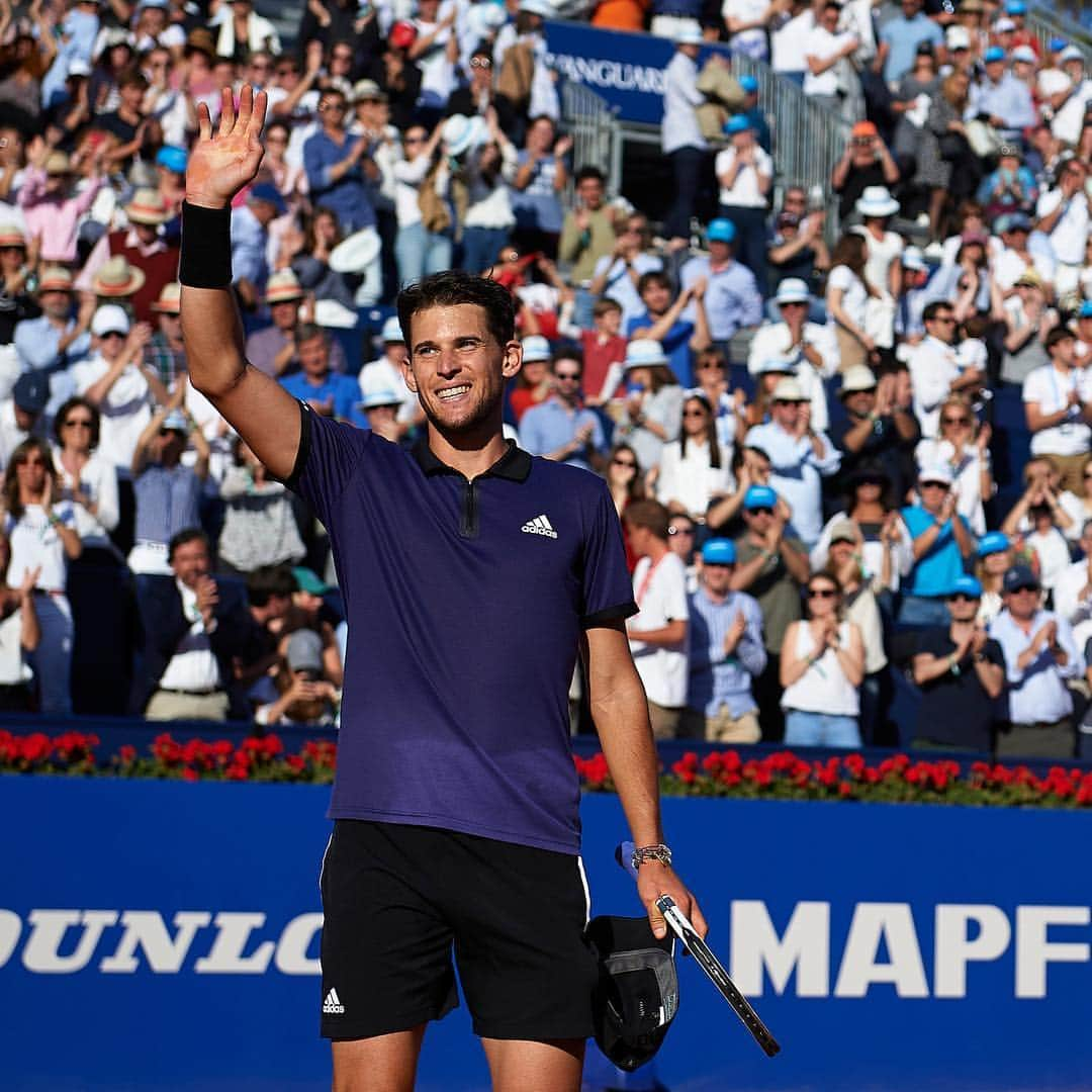 ATP World Tourさんのインスタグラム写真 - (ATP World TourInstagram)「“Always super proud if I beat him because he’s the best player ever on this surface.” 👏👏 . . . 📸: @bcnopenbs | #ATPTour #Thiem #BarcelonaOpen #bcnopenbs @domithiem」4月28日 2時58分 - atptour