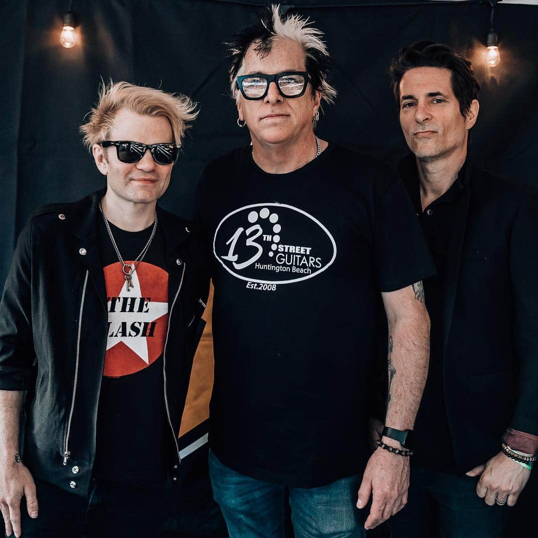 Sum 41さんのインスタグラム写真 - (Sum 41Instagram)「Salt Lake City, we take the stage at 6:30 pm tonight at @sabrosotacofest! [link in Story] #SabrosoTacoFestival #SabrosoFestival」4月28日 3時05分 - sum41