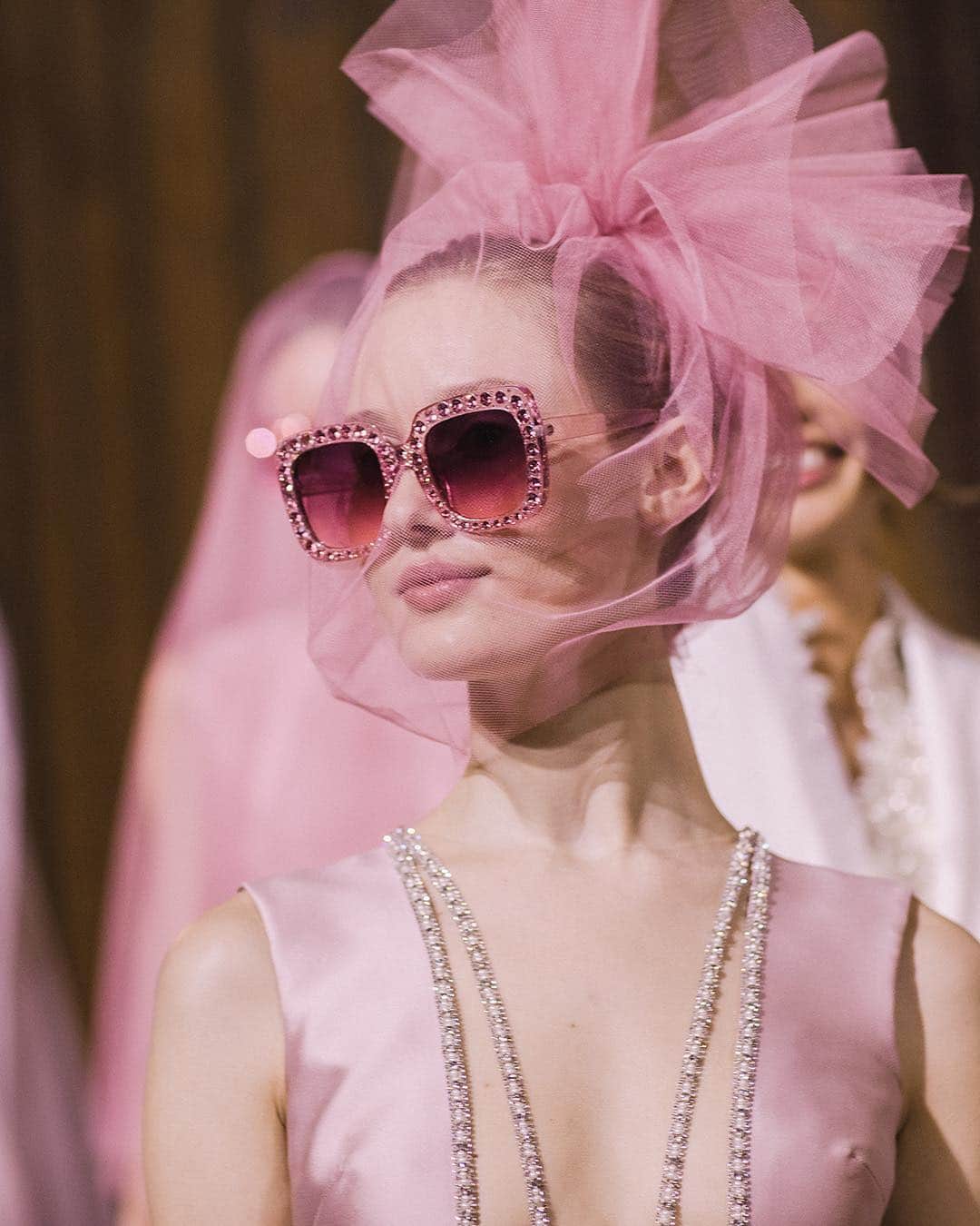 Fashion Weekのインスタグラム：「Suns out, sunnies on. 😎 On the runway during @reemacra's #NYFW Bridal Week Spring/Summer 2020 show. Image by @_janekim」