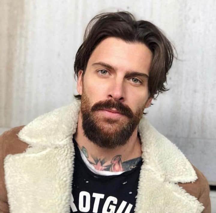 CosmoProf Beautyさんのインスタグラム写真 - (CosmoProf BeautyInstagram)「Beard game strong all day long🧔💪 @levistocke's style achieved with the @americancrew Fiber Grooming Foam. ✨ Provide fullness and long-lasting manageable volume with American Crew Fiber Grooming Foam. Available at #cosmoprofbeauty where you are #licensedtocreate . . #repost #americancrew #mensgrooming #malegrooming #menshairstyles #guyshair #barbers #barbering #barberlove #barberlife」4月28日 5時00分 - cosmoprofbeauty